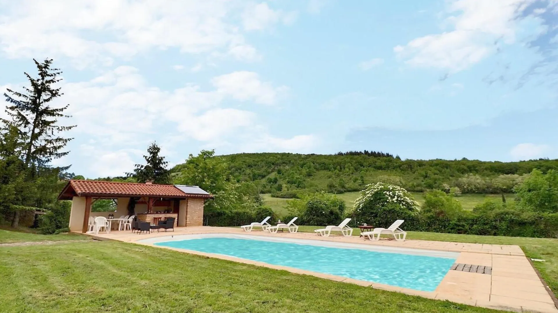 Prázdninový dům Saint-Fortunat - Authentic Home With Pool - Saint-Didier-Au-Mont-D'Or